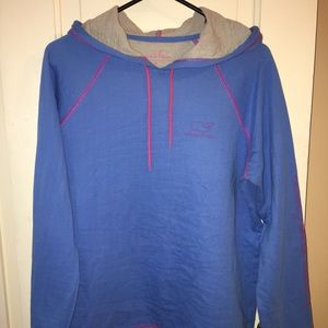 Vineyard Vines sweatshirt